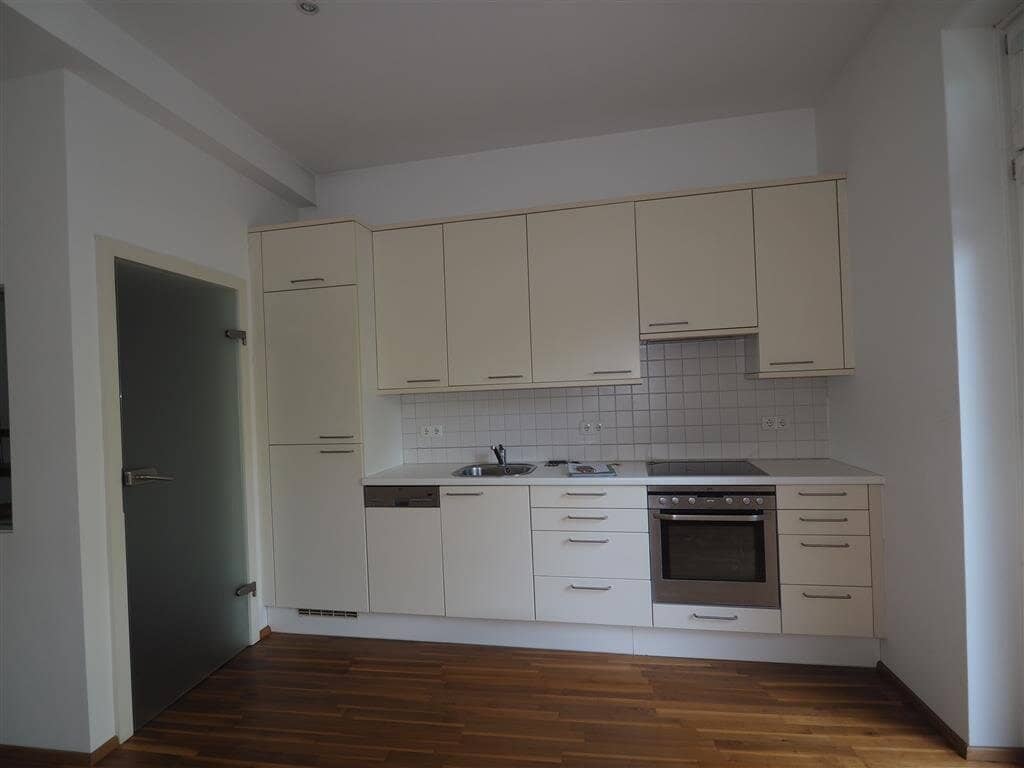 MAISONETTE APARTMENT IN A QUIET LOCATION WITH BALCONY AND TERRACE