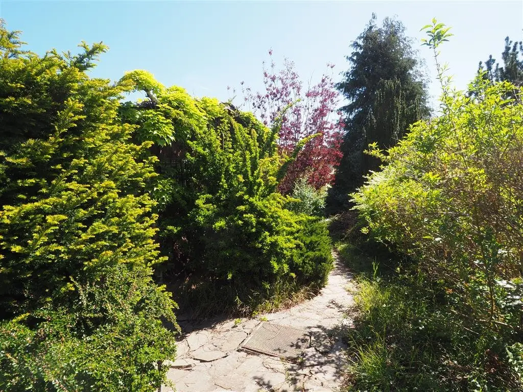 EIGENGRUND - KLEINGARTEN