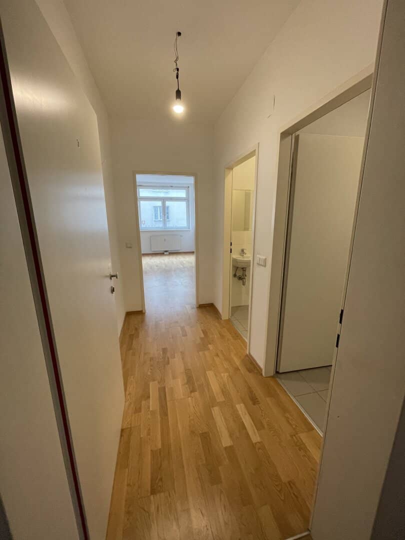 Charming 2-room newly built apartment near Stadthalle available to rent immediately