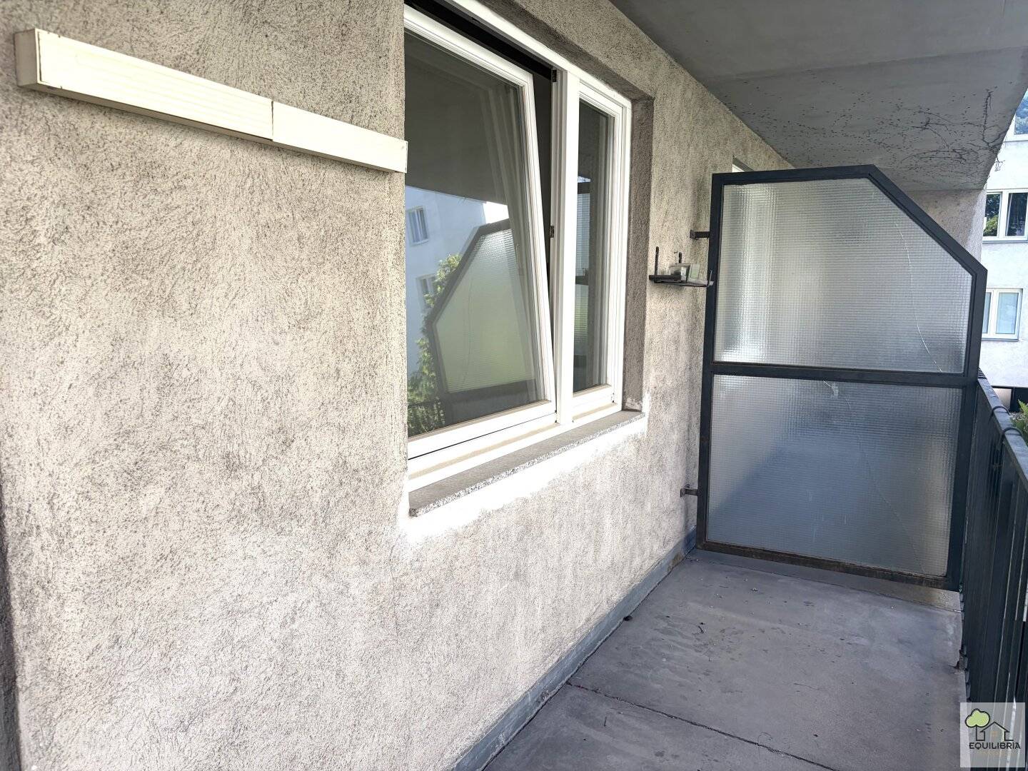 Charming 3-room apartment in sought-after location of the 18th district