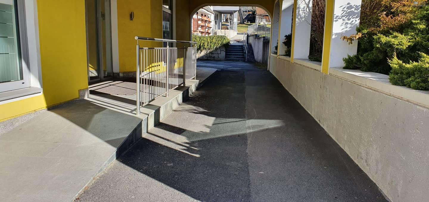 Modernes Stadthaus in Stoob, 5 Zimmer