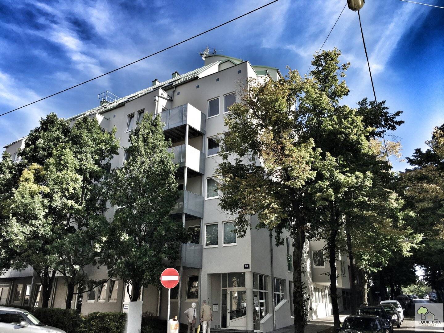 Top sanierte 5-Zi-Wohnung mit Balkon in 1190 Wien – 131m² Wohnkomfort!