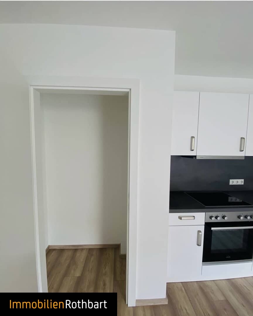 Neuwertige 2-Zi-Wohnung mit Balkon und Parkplatz in Thörl!