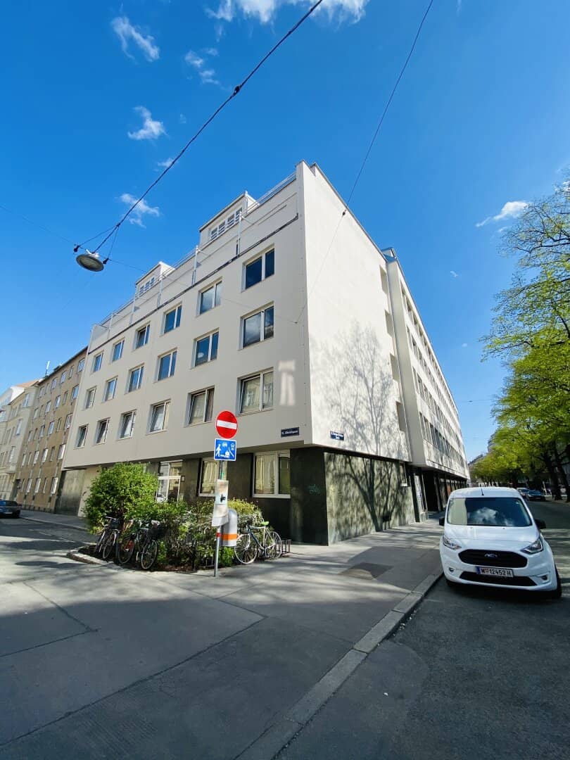 Modern 3-room apartment 84m² in 1150 Vienna, top features, suitable for flatshare