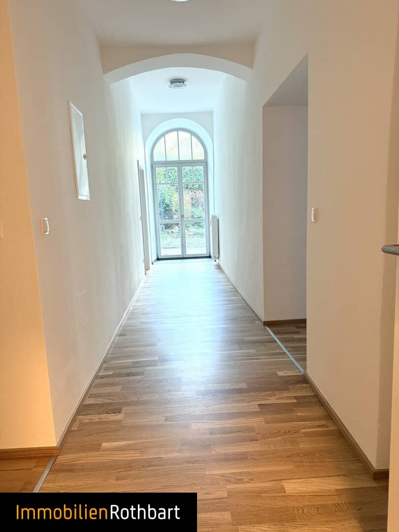 Wunderschöne Wohnung mit 3 Zimmer