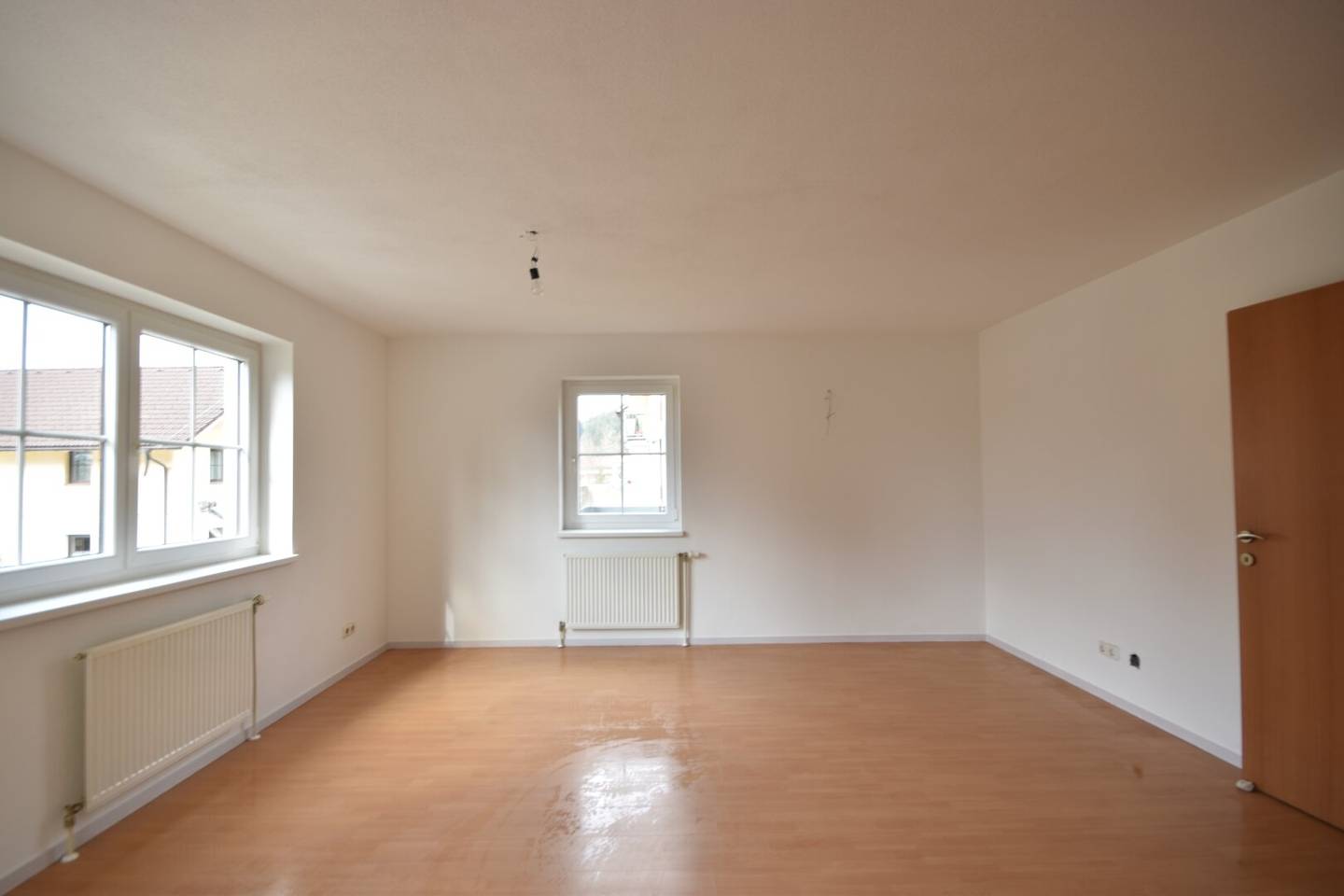 WOHNEN am ATTERSEE - Geräumige 3 Zimmer Terrassenwohnung mit Seeblick