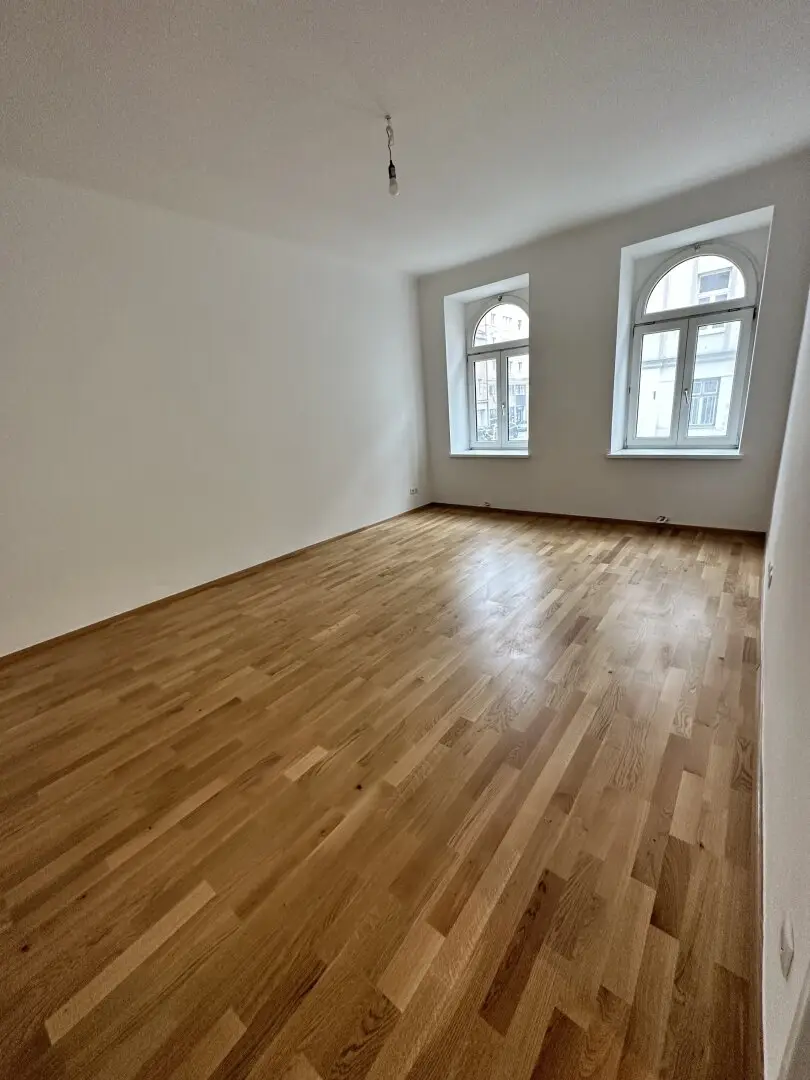 Modern 2-room apartment on the raised ground floor in 1160 Vienna, 64m², suitable for flatshare, €258,000
