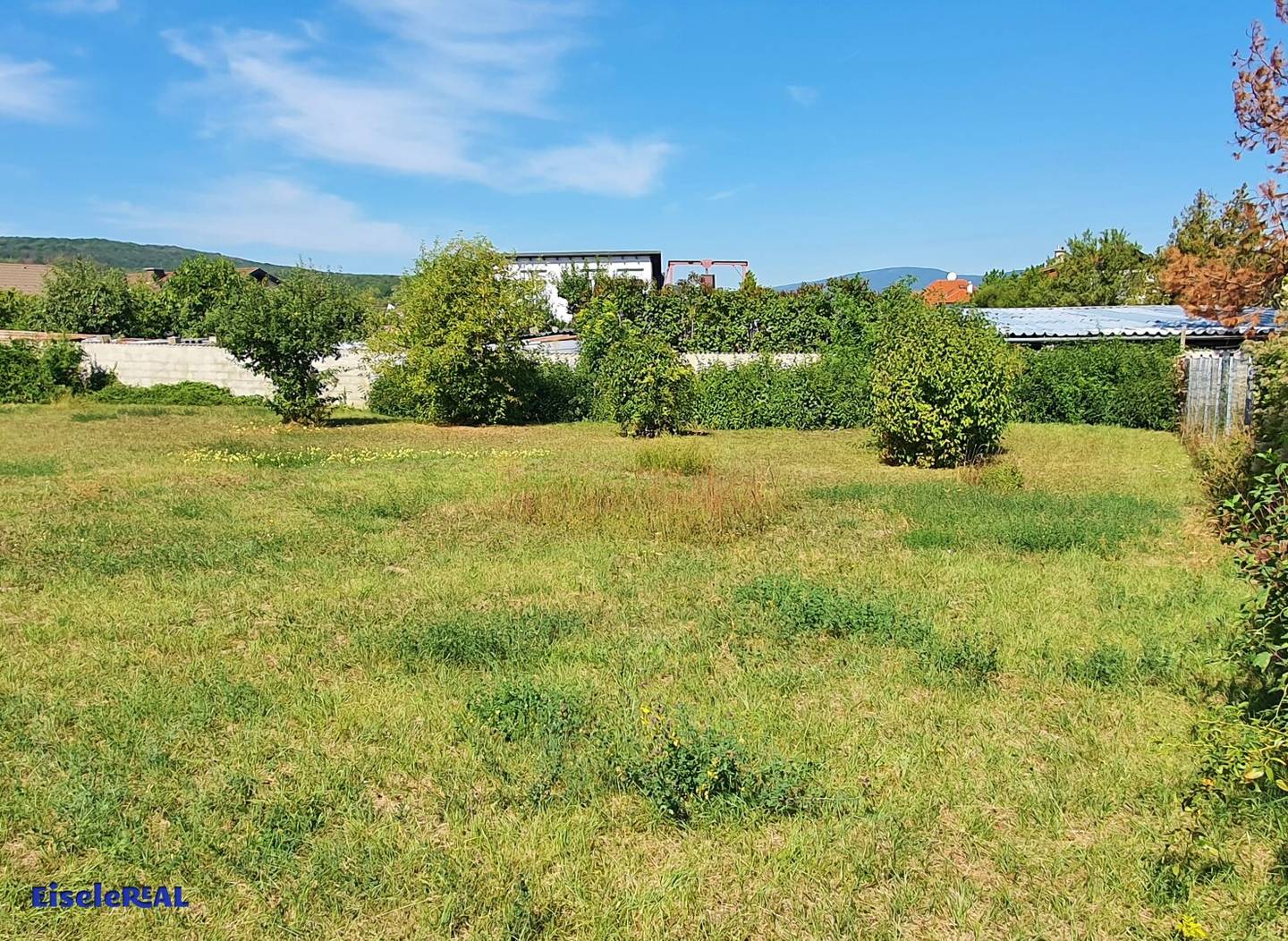 sonniger Baugrund für Einfamilienhaus