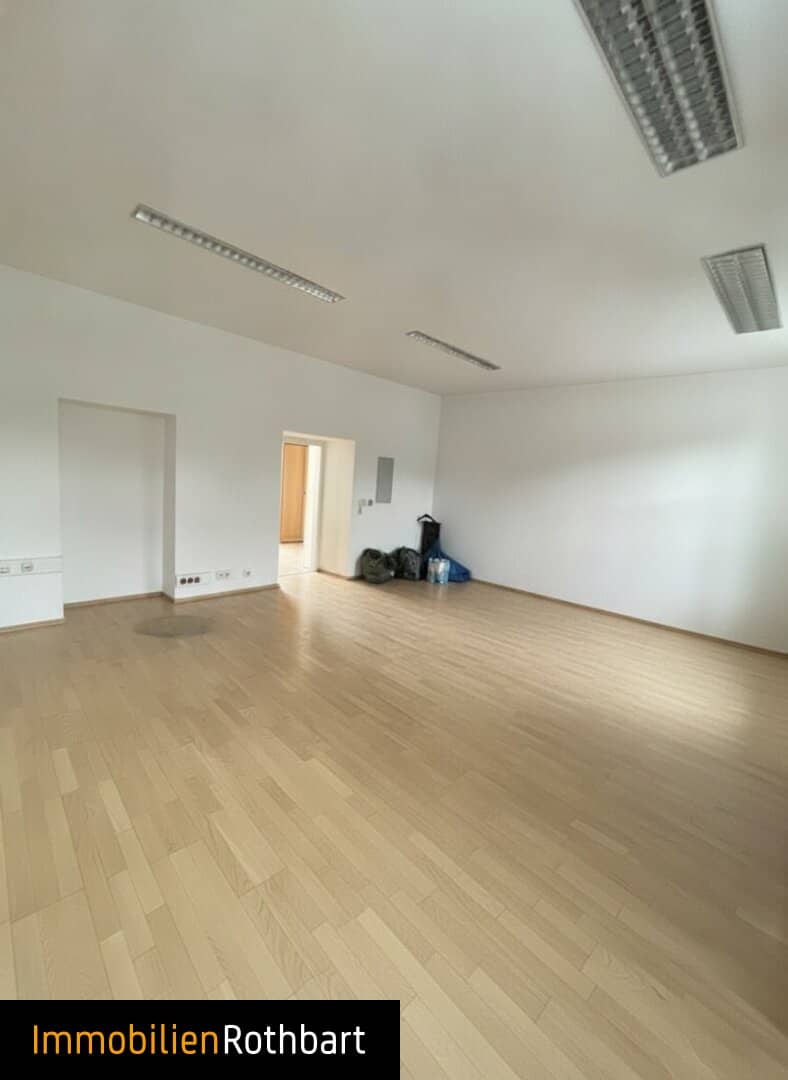 Modern office space in a central location, ideal for practice or office in Bruck an der Mur!