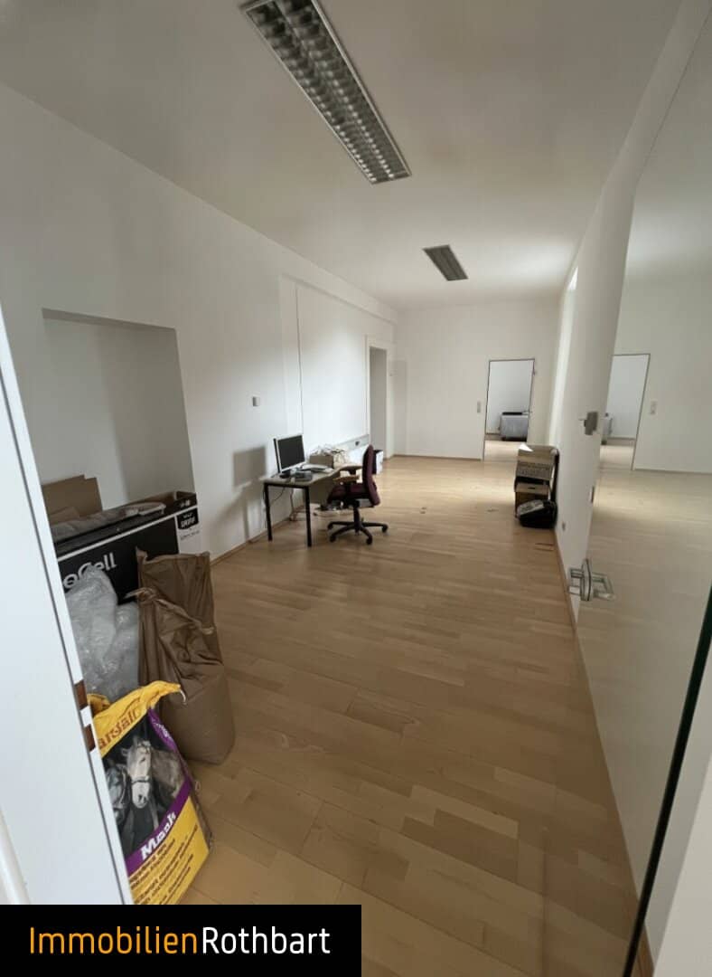 Modern office space in a central location, ideal for practice or office in Bruck an der Mur!