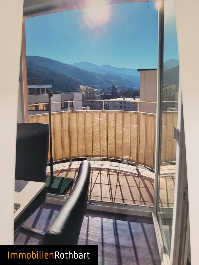 Price reduced! Modern 2-room apartment with balcony in Bruck an der Mur, 5th floor, well maintained