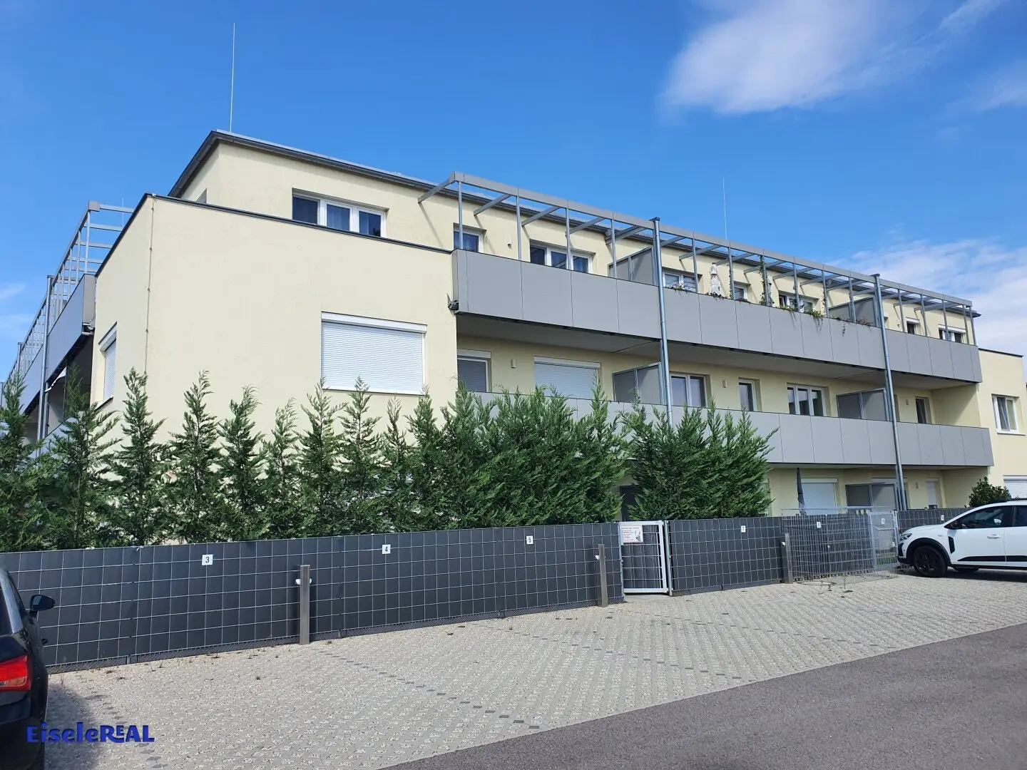 First occupancy cooperative apartment in Strasshof - Top 11
