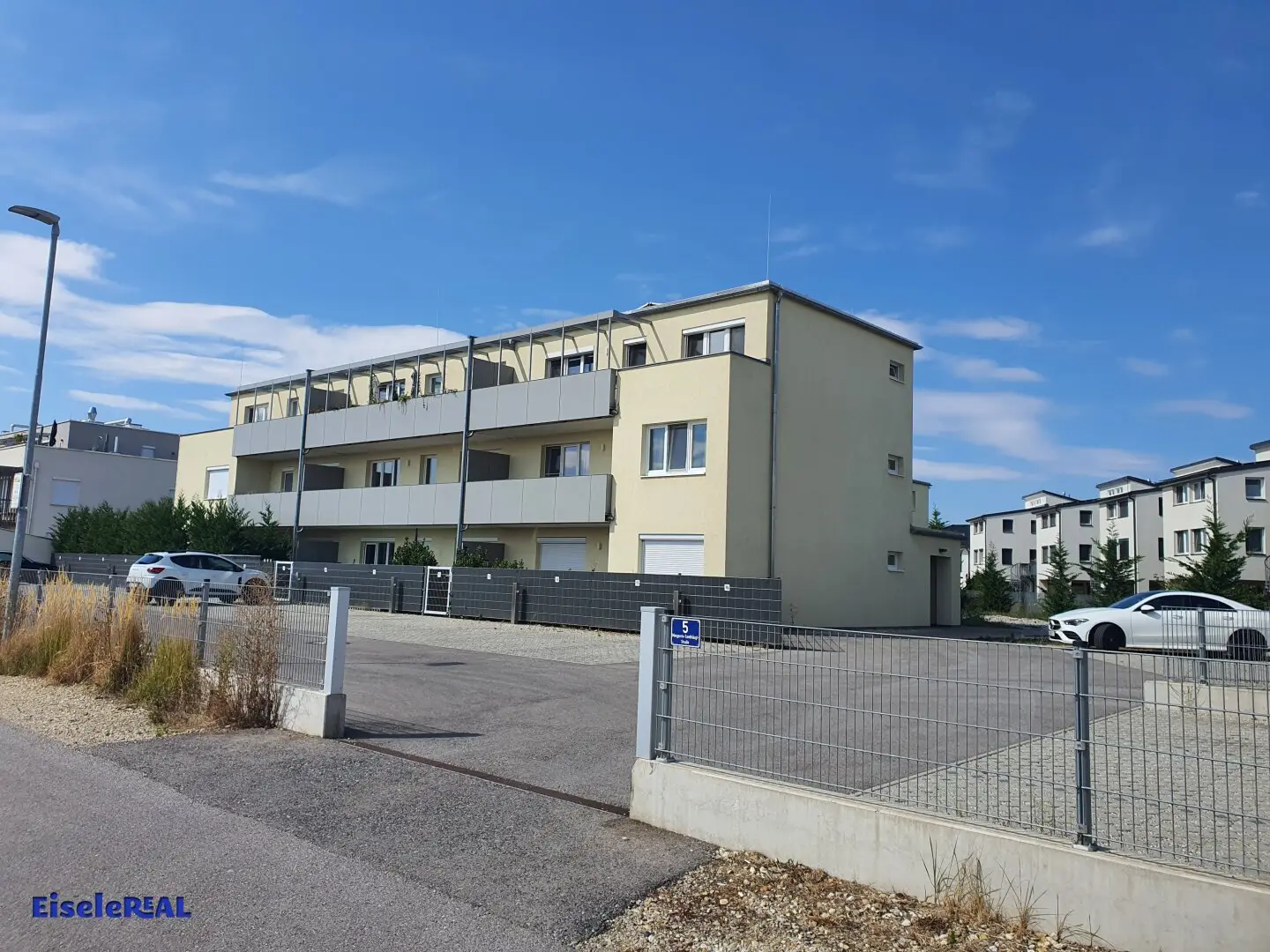 First occupancy cooperative apartment in Strasshof - Top 11