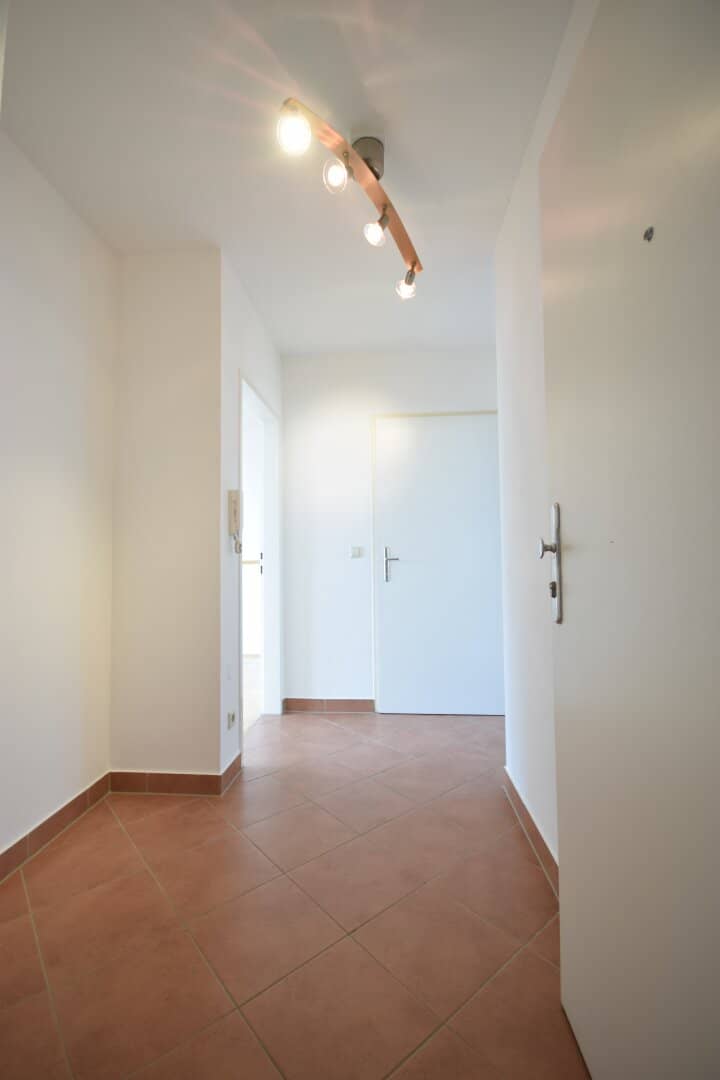 ITZLING - Sunny apartment with balcony and underground parking space