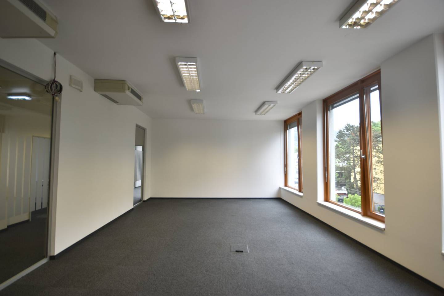 SCHALLMOOS - Helle Büroetage im Business Boulevard
