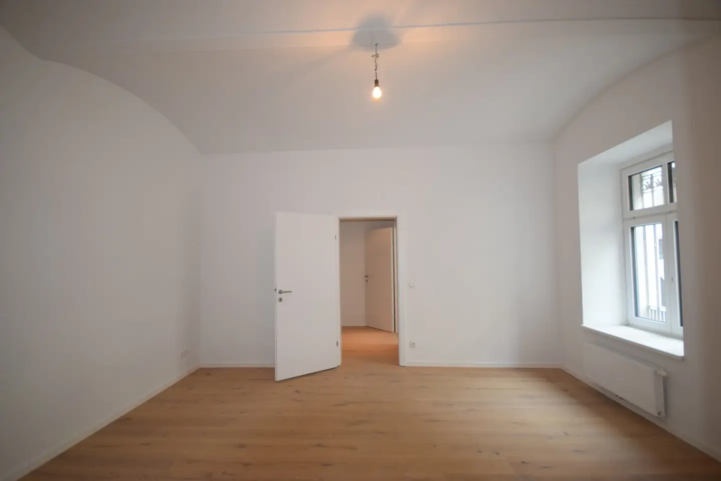 STADTQUARTIER WEST - Newly renovated 2 room studio