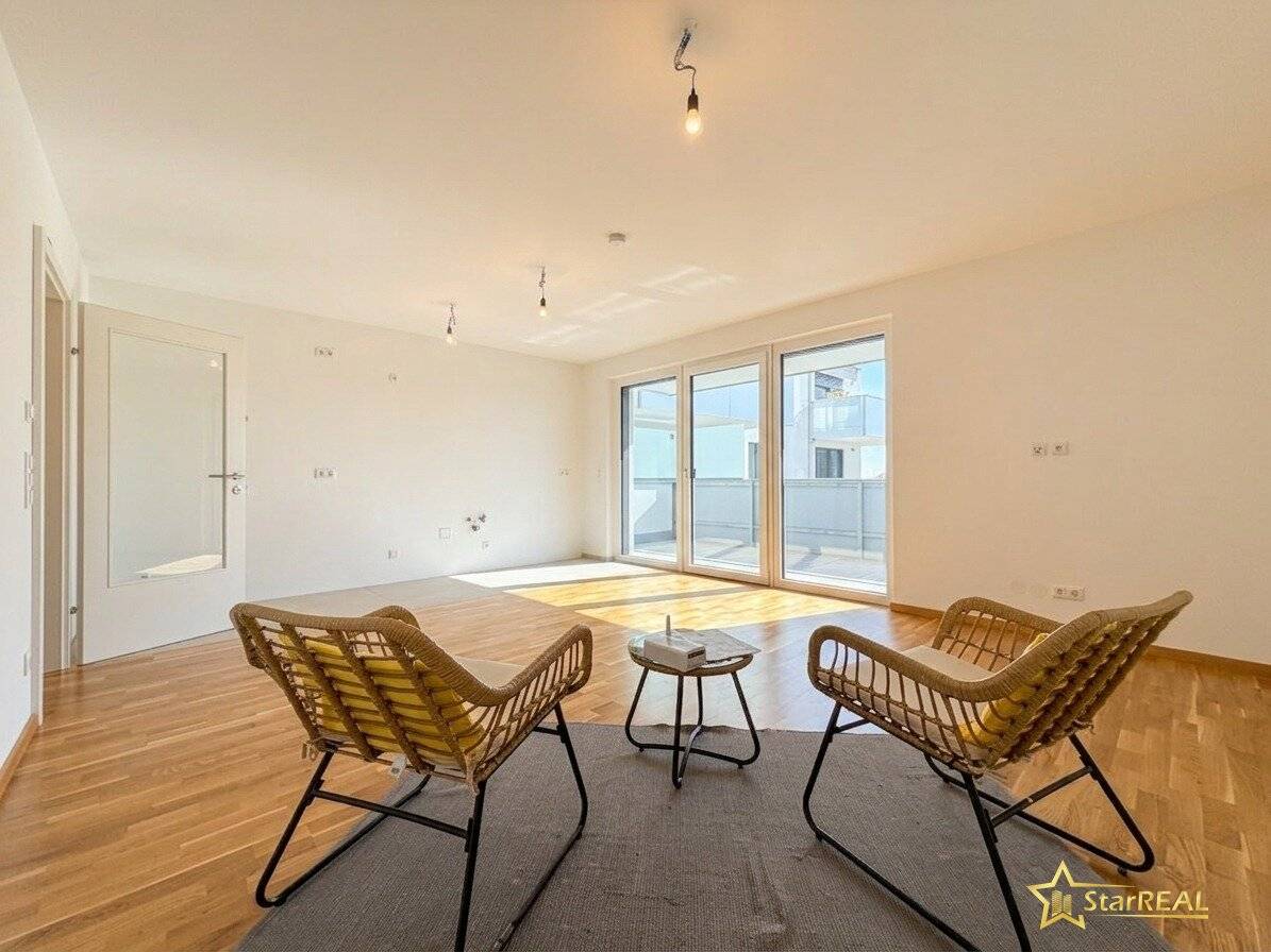 KLIMATISIERTER ERSTBEZUG! NOCH 1 WOHNUNG FREI! € 30.000 GESCHENKT! 4-ZIMMER-ERSTBEZUG. BALKON, 2 BÄDER &amp; TIEFGARAGE OPTIONAL.
