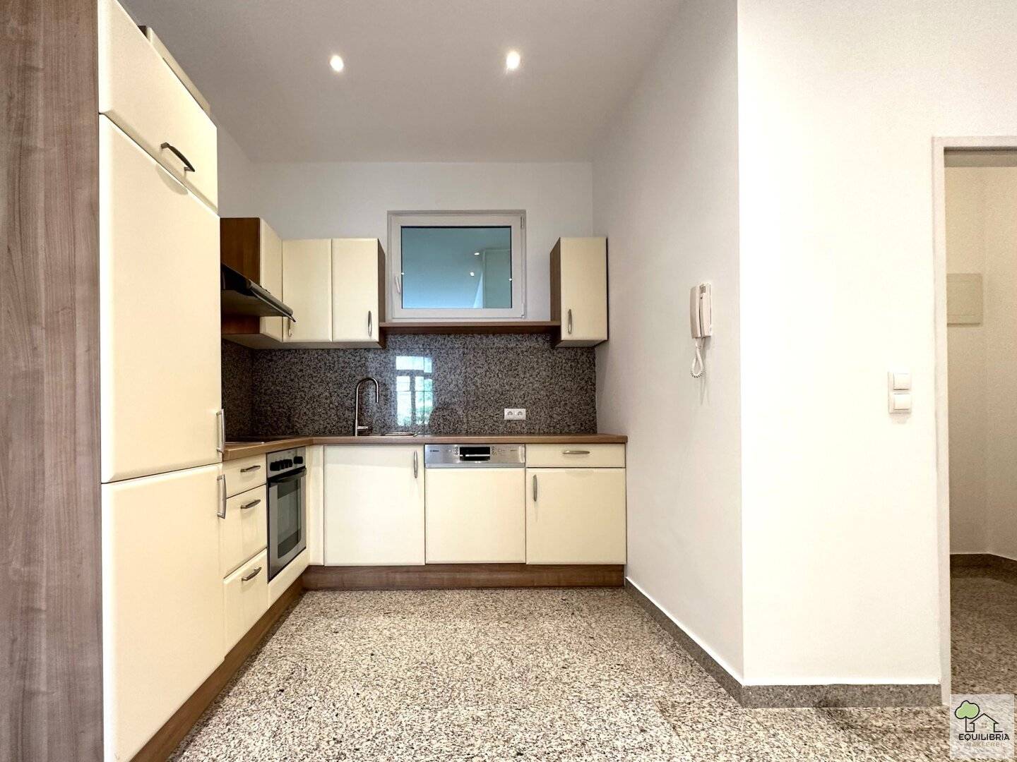 BEZAUBERNDE 67m²- ETAGENWOHNUNG MIT PERFEKTEN GRUNDRISS