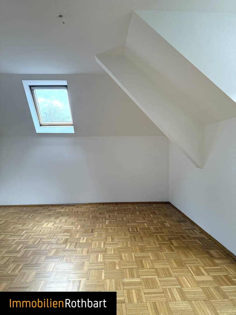 Gemütliche Wohnung im Dachgeschoss in Thörl, Steiermark – Ihr neues Zuhause!