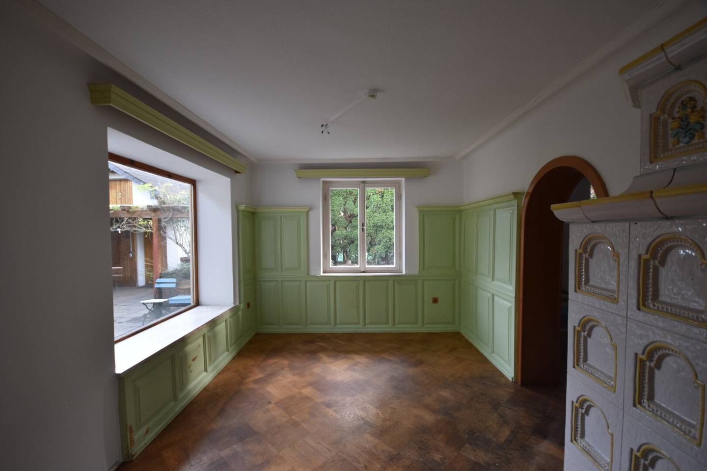 LEOPOLDSKRON - Small well appointed single-family house with secluded garden
