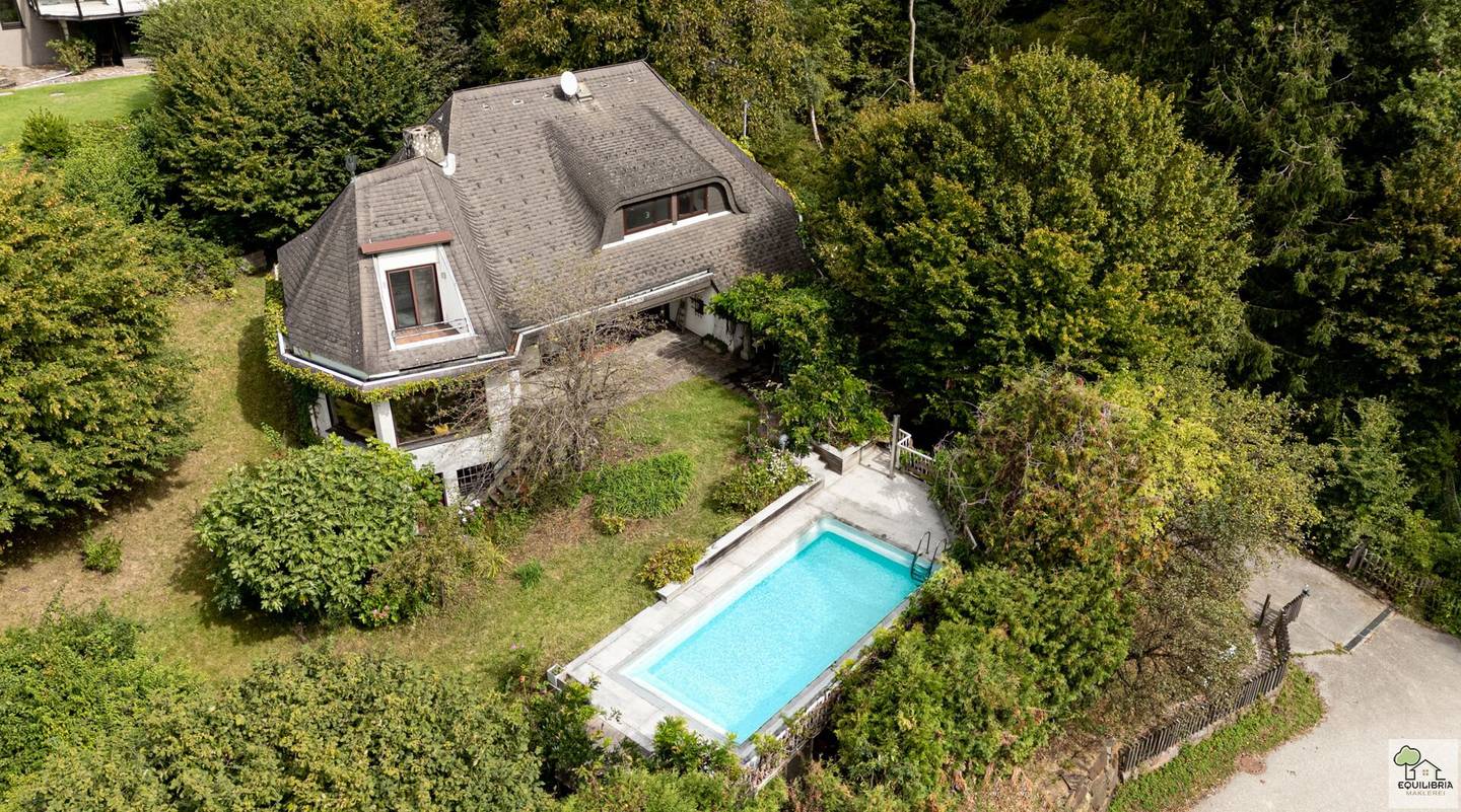 TRAUMLAGE PÖSTLINGBERG - Mitten im Grünen mit Fernblick und doch zentral - Villa mit Charakter &amp; Charme