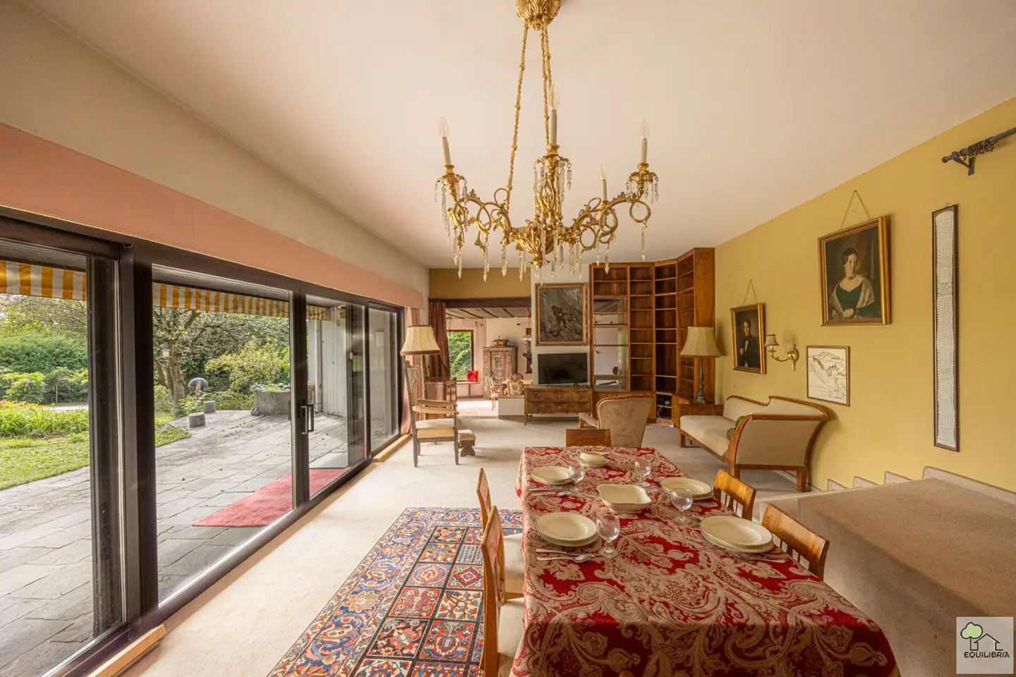Dream location Pöstlingberg - Amid greenery with distant view and yet central - Villa with character and charm