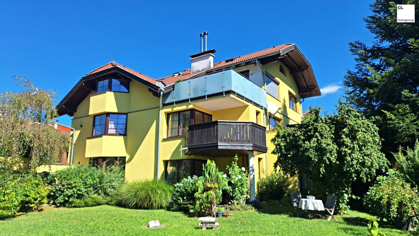 Mondsee - Charming attic apartment with sun terrace - Bathing place optional