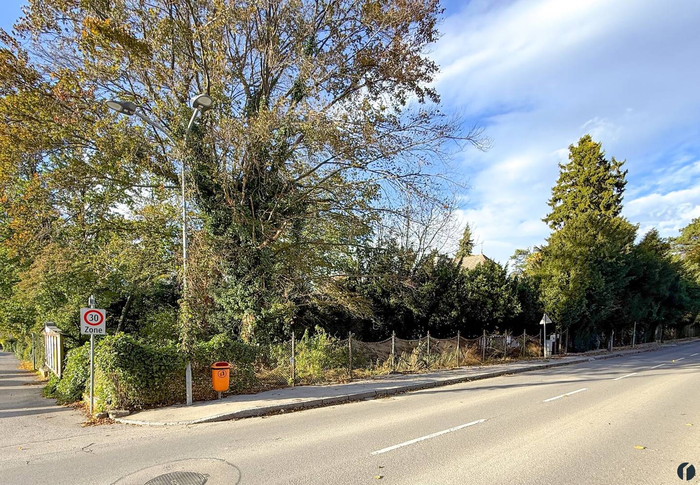 Plot with Potential for Your Single-Family Home in Altenberg