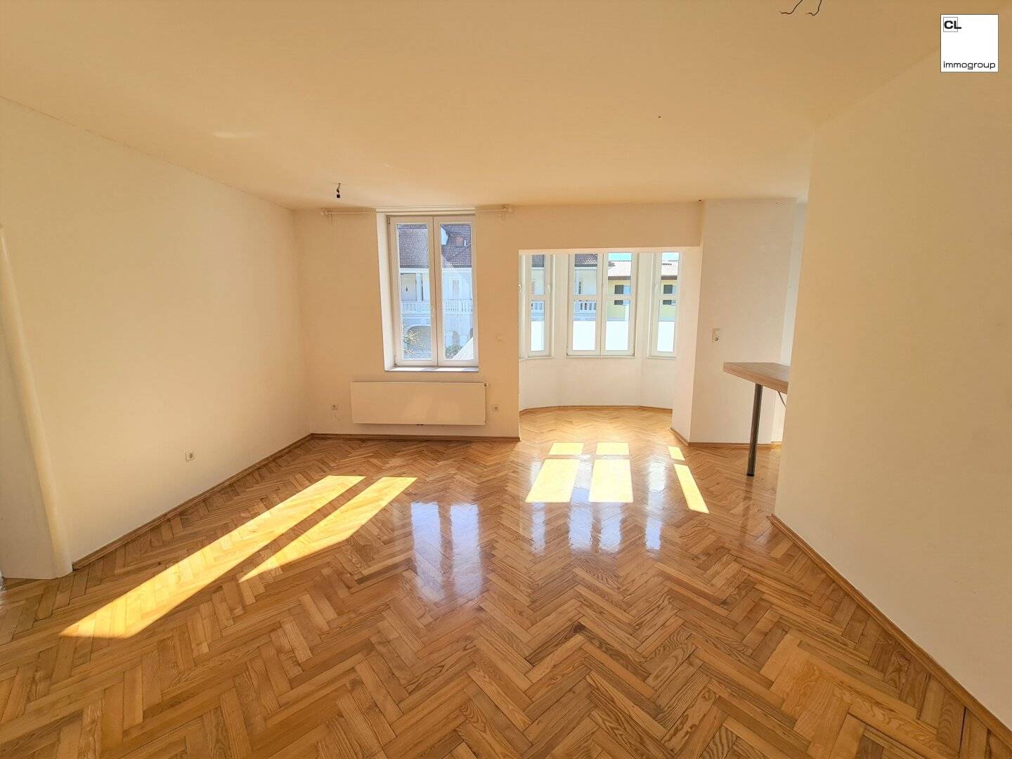 Hohe Lebensqualität durch ruhige und begrünte Lage - gepflegtes, kleines Mehrparteienhaus!