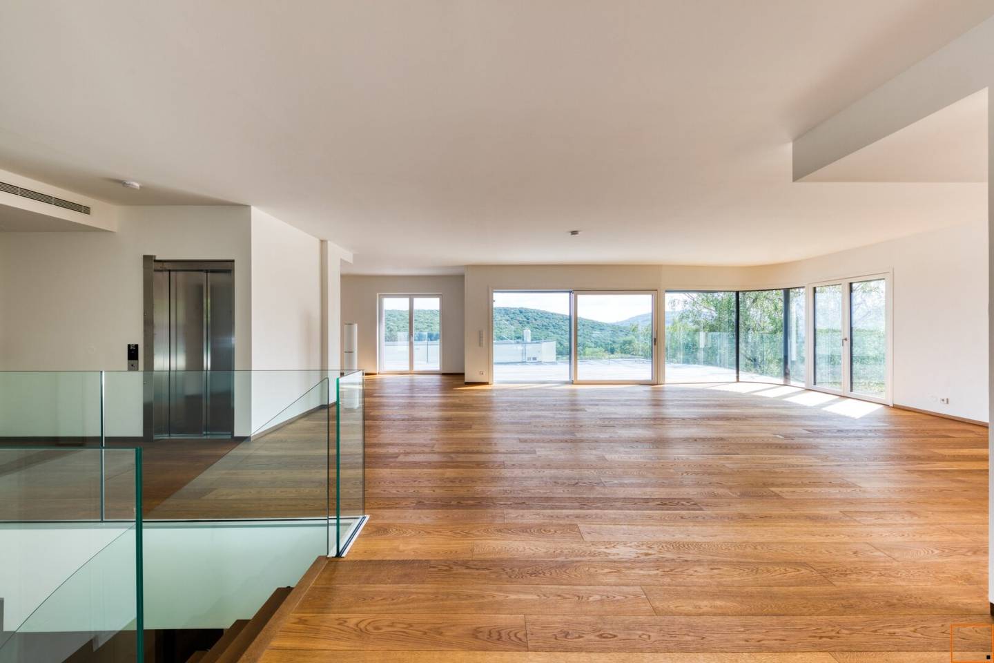 ERSTBEZUG: Luxuriöses Penthouse mit Dachgarten, Pool und atemberaubenden Wienblick