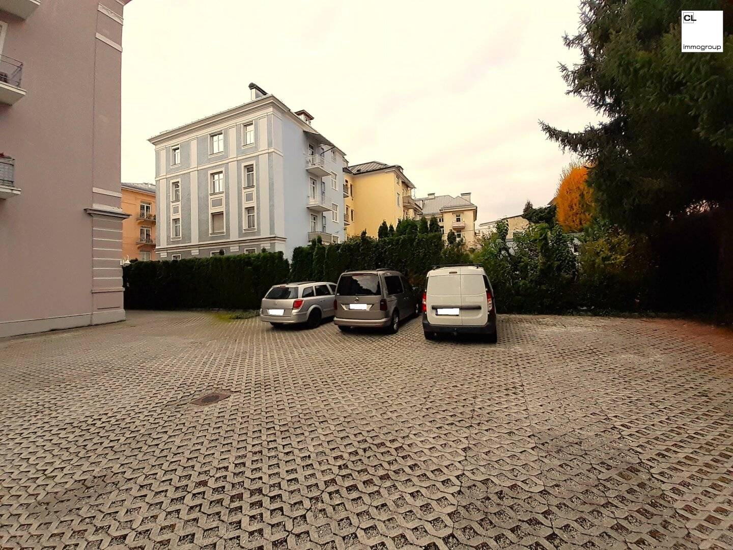 PKW-Stellplatz im Freien, Innenhof; günstige Lage in Schallmoos, Gabelsbergerstraße - Andräviertel; Altstadt (Auto-Parkplatz)