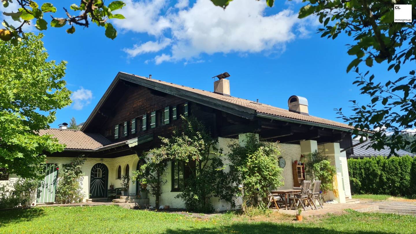 Summer Retreat at Wolfgangsee in German: Sommerfrische am Wolfgangsee? Wait, I must correct