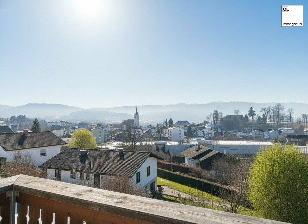 Grundstückshälfte noch verfügbar - Toplage im Zentrum von Seewalchen