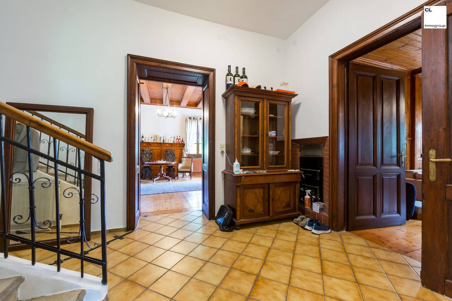 Historische VILLA am Mondsee mit BADEPLATZ