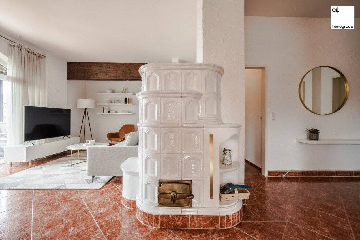 Mondsee Exclusive Attic Apartment with Panorama and Privacy