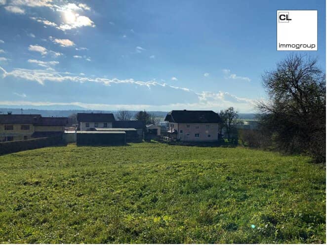 Attractive plot Moosdorf, ideal for investors and young families