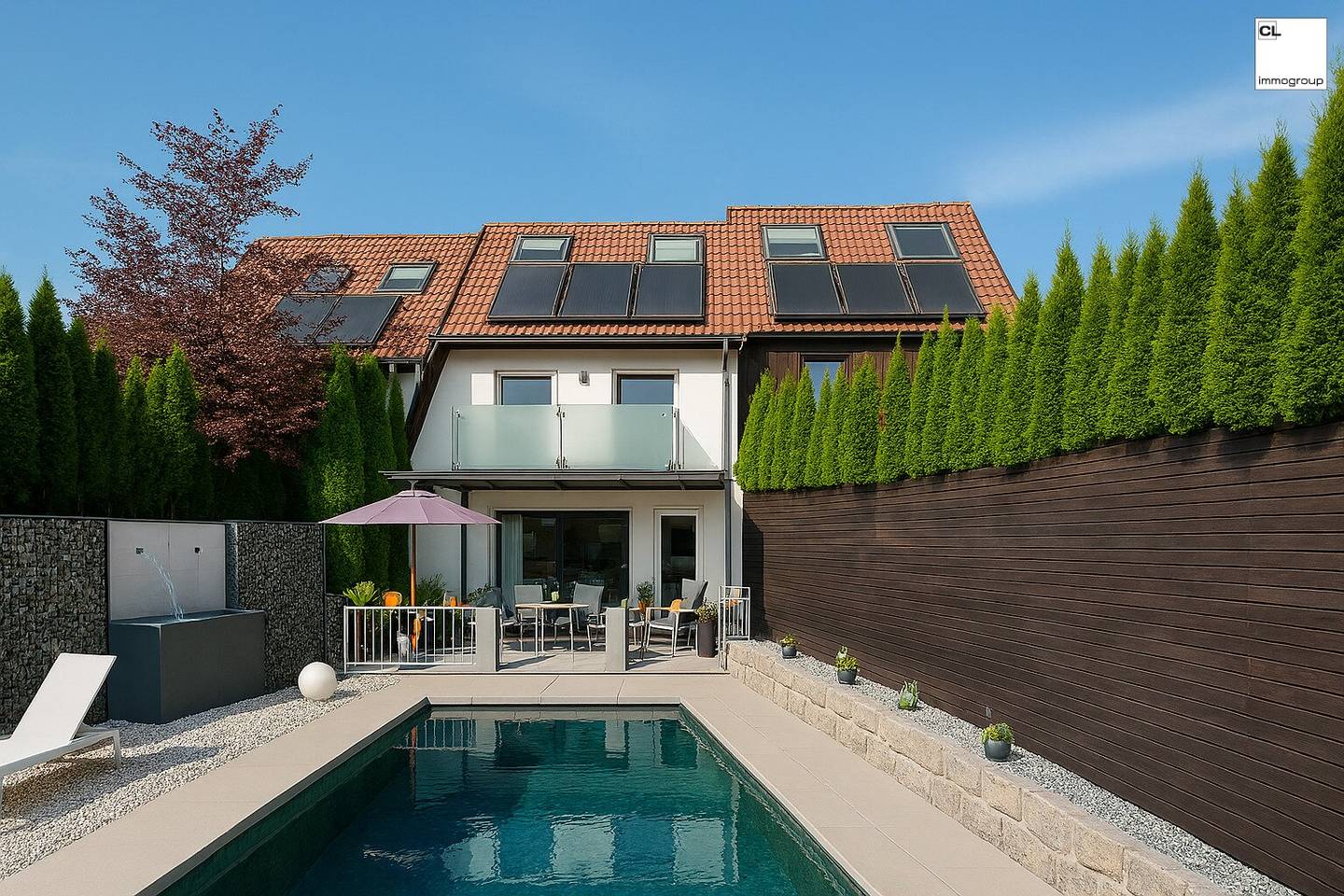 Traumhaft schöne, moderne Reihenvilla mit Pool, Garten, Terrasse und Garage - ideale Lage in Hallwang mit schönem Ausblick!
