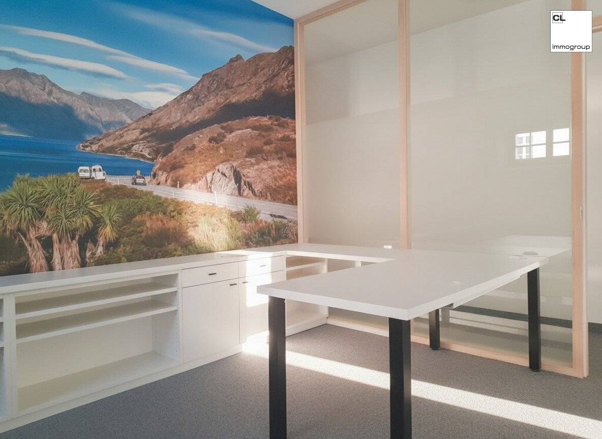 Office I Practice I CoWorking in the Castle Courtyard of Mondsee Prime Location