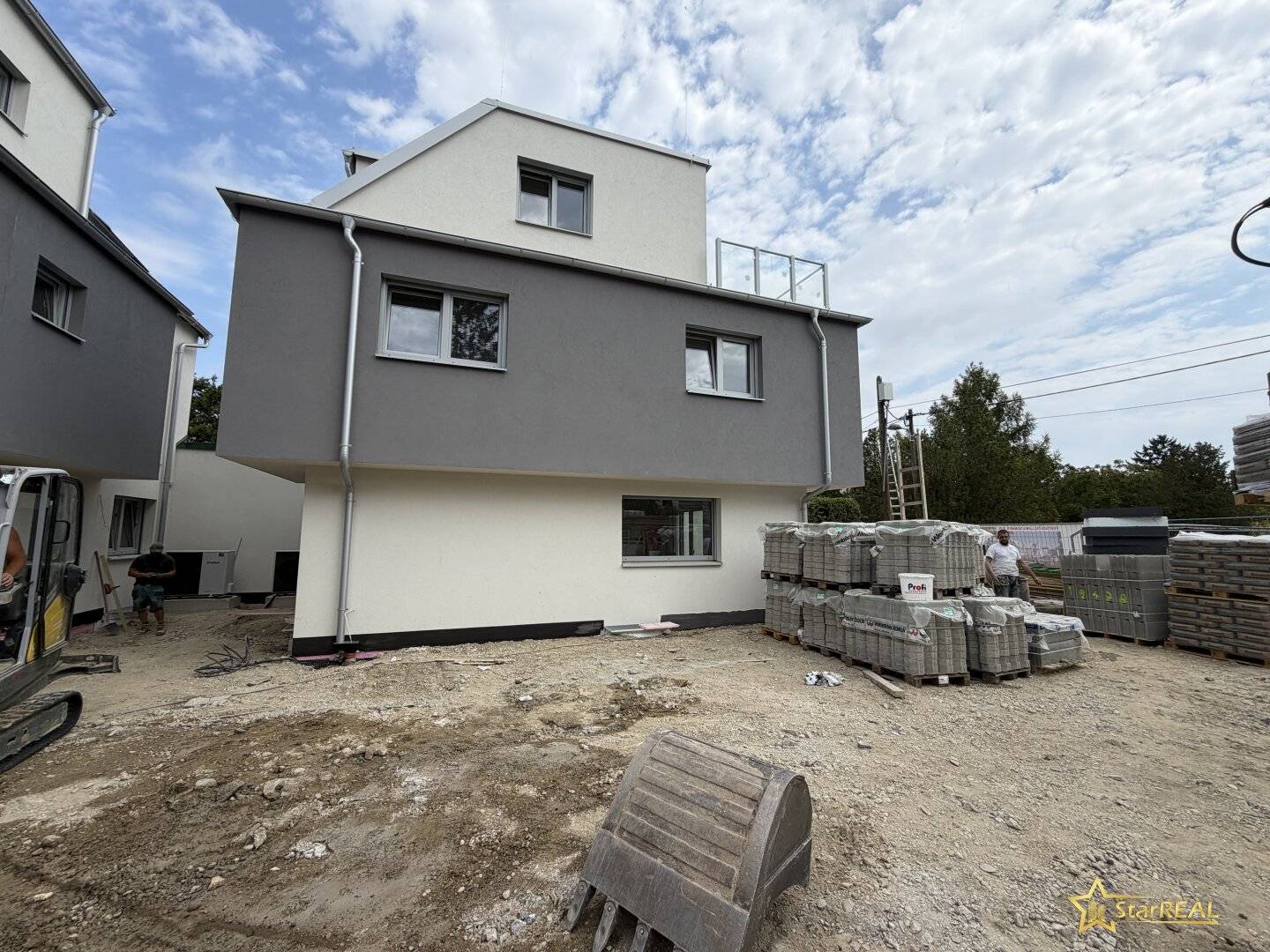 AKTION! PREIS REDUZIERT! LETZTES FREIES HAUS! U2 ZU FUSS! TOLLE 210m² GARTEN. EINFAMILIENHAUS MIT KELLER. PROVISIONSFREI für den Käufer.
