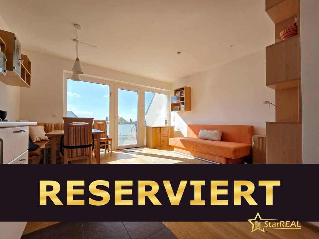 SENSATIONSPREIS! LICHTDURCHFLUTETE DACHGESCHOSSWOHNUNG MIT TERRASSE, TIEFGARAGENPLATZ &amp; PERFEKTEM GRUNDRISS – NUR 400 METER BIS WIEN!