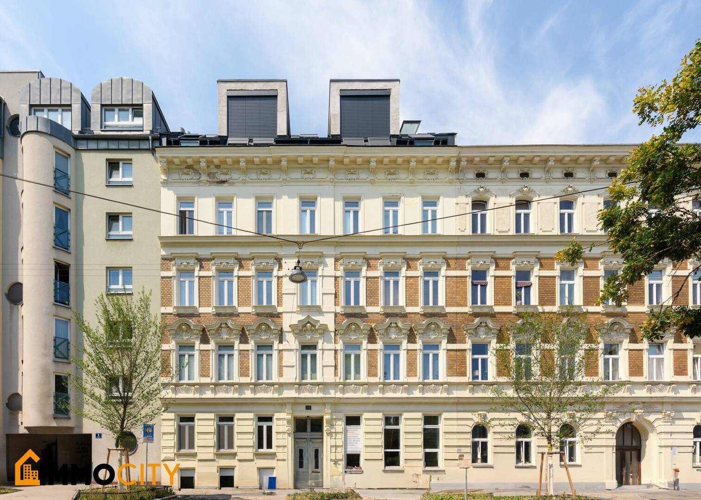 Sonnendurchflutete 2-Zimmer Wohnung im Dachgeschoss + 33 m² Südwest-Dachterrasse!!