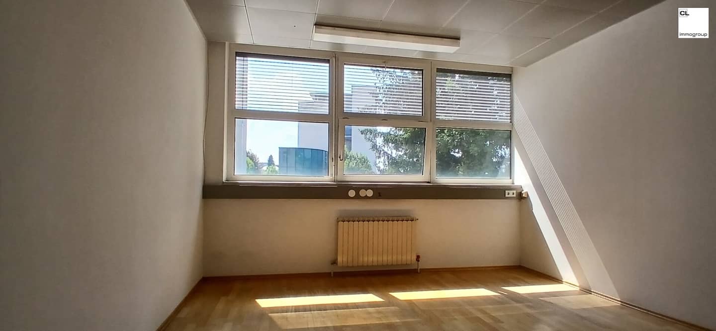 Commercial property for rent in an excellent location; Salzburg City, near Mirabell Palace, Mirabell Gardens, Paracelsus Bath and Kurhaus, Congress House. First-class address! Best accessibility, ideal for high foot traffic!,