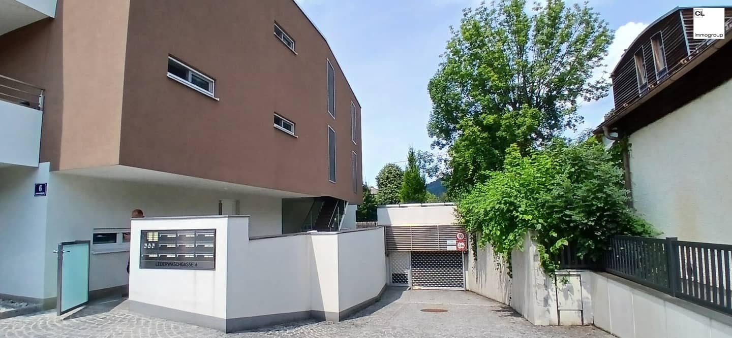 Moderne, helle PKW-Stellplätze in der Tiefgarage, günstige Lage in Josefiau, nahe Zentrum Herrnau, Freisaal, Alpenstraße (Kfz-TG-Parkplatz)