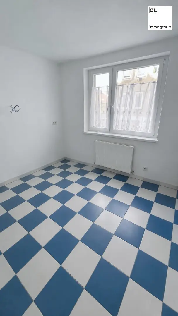 Charming two room apartment in 1100 Vienna, partly renovated, with elevator €219.000