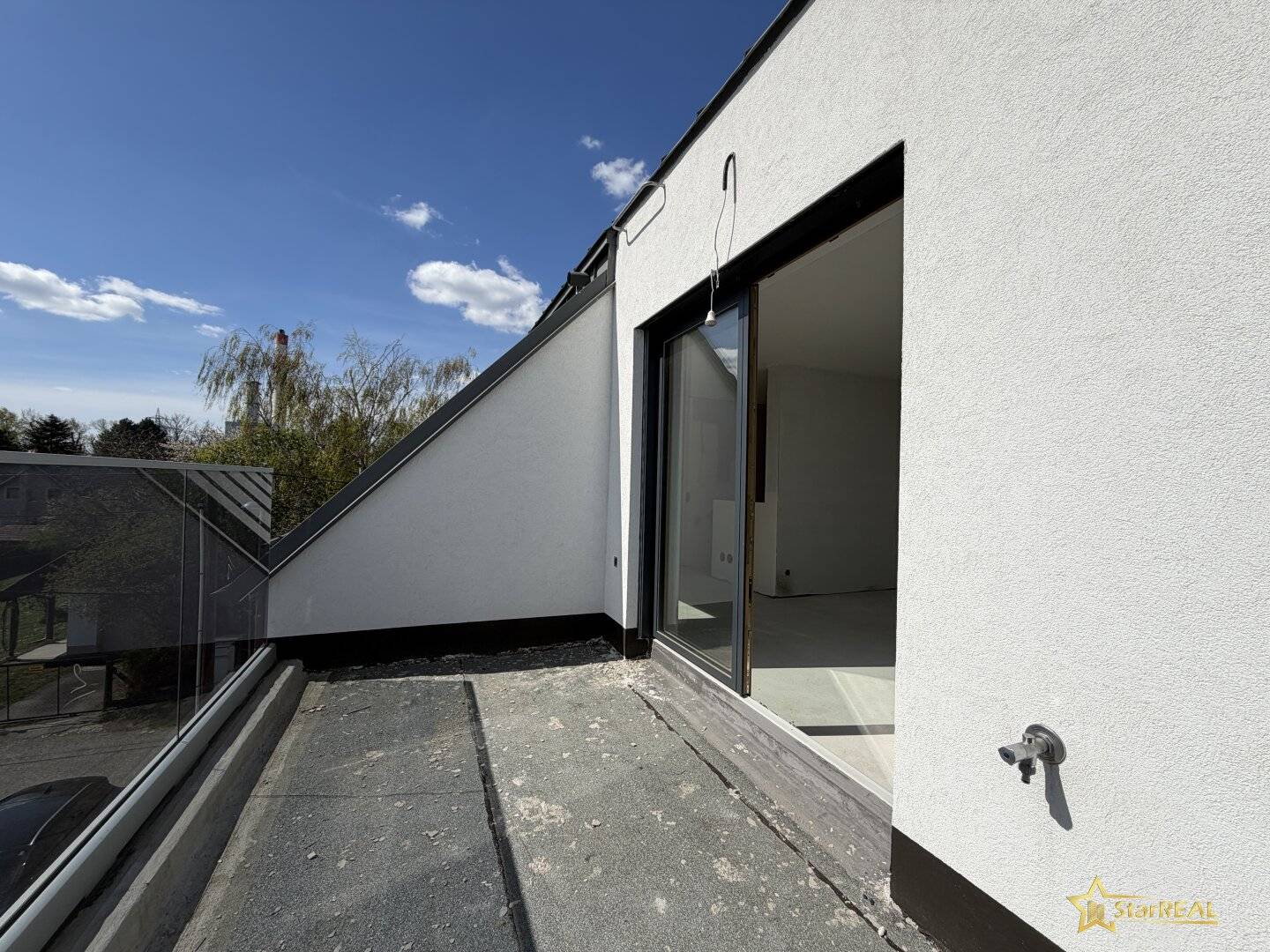 PREIS DRASTISCH REDUZIERT! AUHIRSCHENWEG. 120m² GARTEN-/AUSSENFLÄCHE! HIGH-END-AUSSTATTUNG!