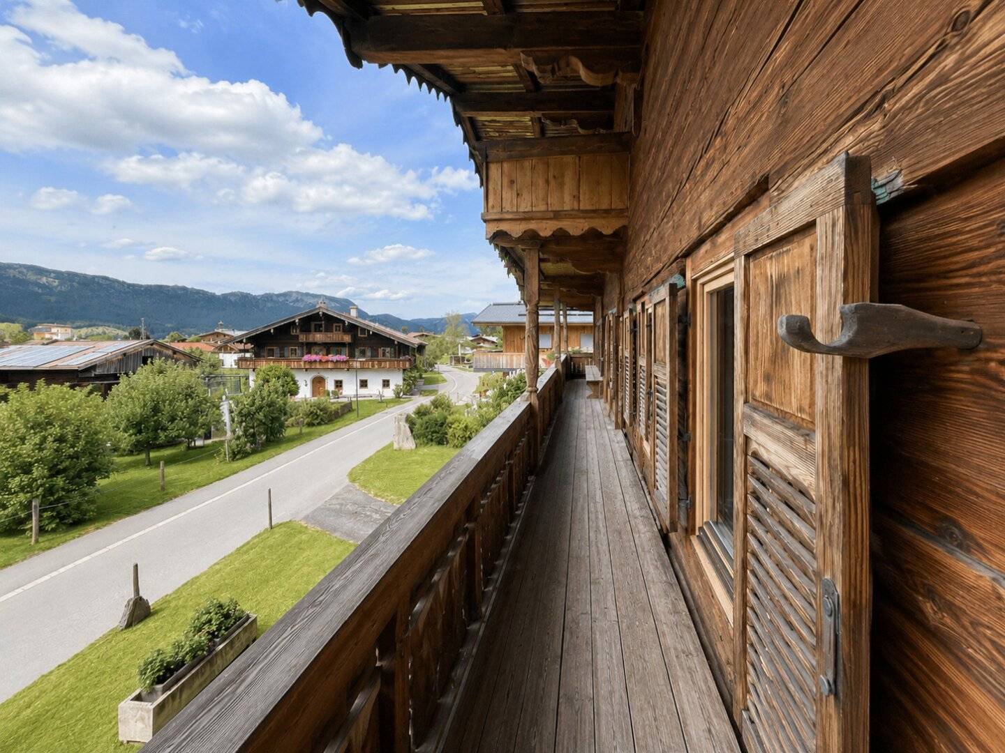 Charmante 3-Zimmer-Wohnung im traditionellen Tiroler Bauernhaus – wo Charme auf Sport und Natur trifft
