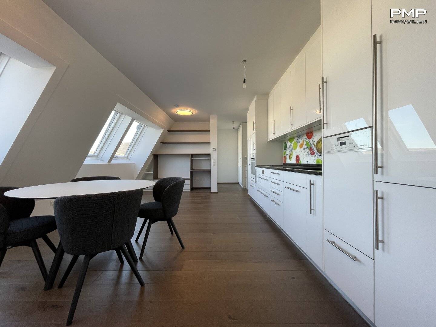 Zentrale 2-Zimmer Wohnung mit Top-Austattung - zur Anlage oder Eigennutzung