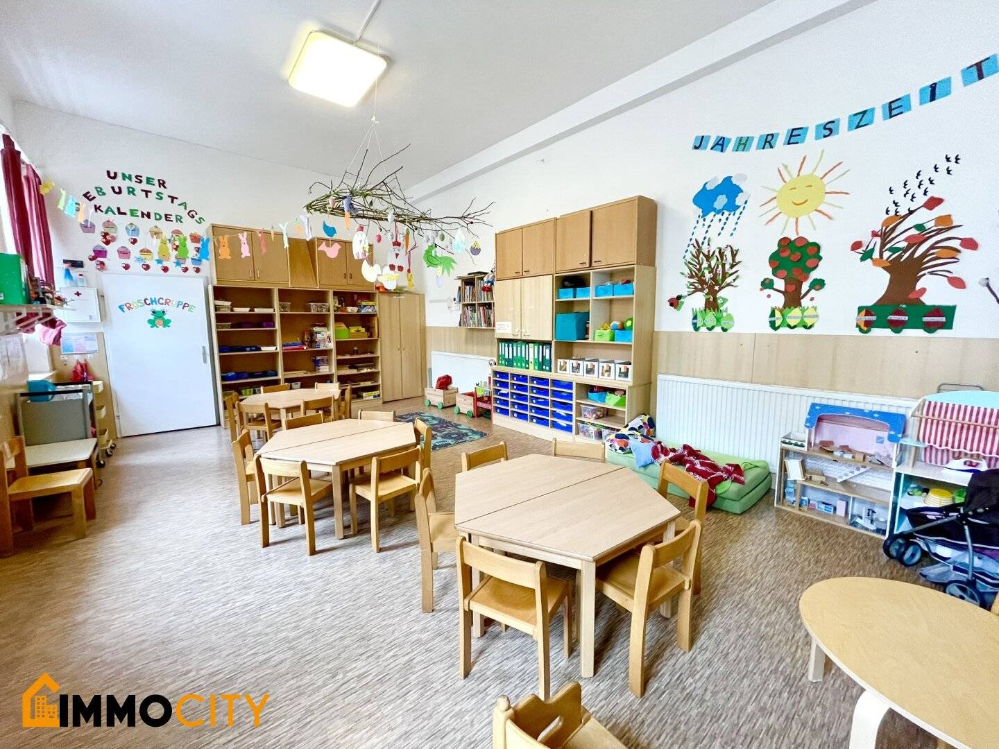 For rent: Charming kindergarten + 225 m² garden area and children's playground in the Schönbrunner Straße 152, 1120 Wien