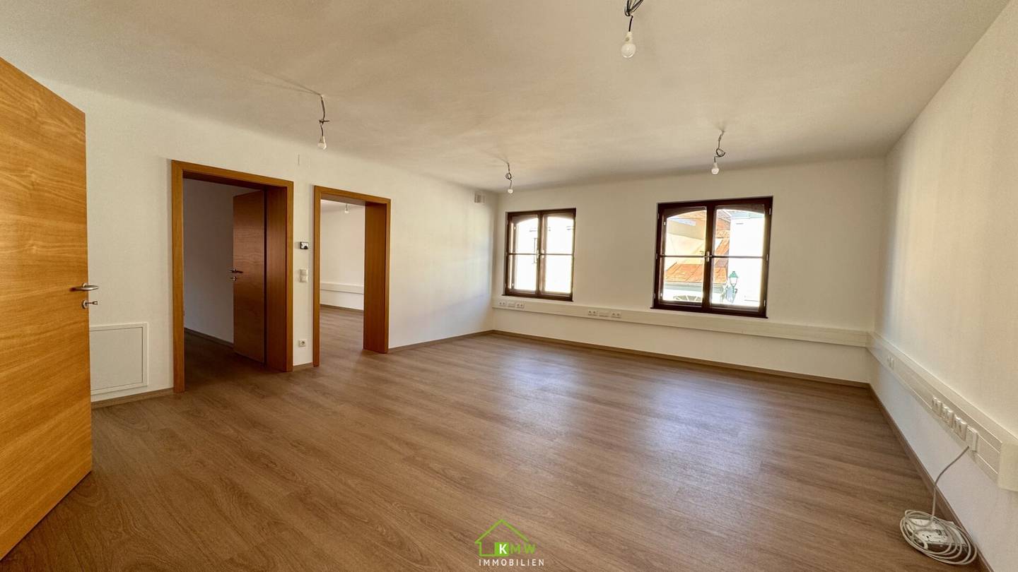 First occupancy Newly renovated approx. 127 m² office