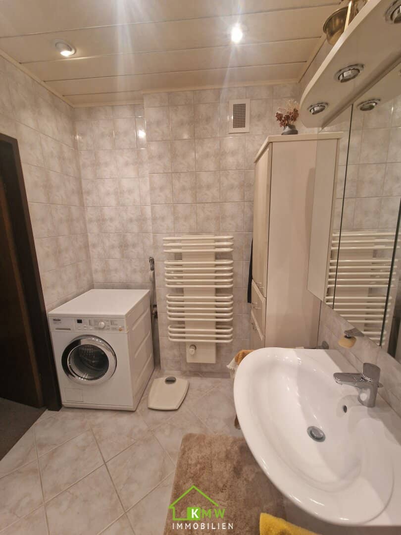 NEUER PREIS: Helle 3-Zi-Wohnung mit Loggia & Stellplatz in Weidling – 100m², Grünblick, Top Lage!